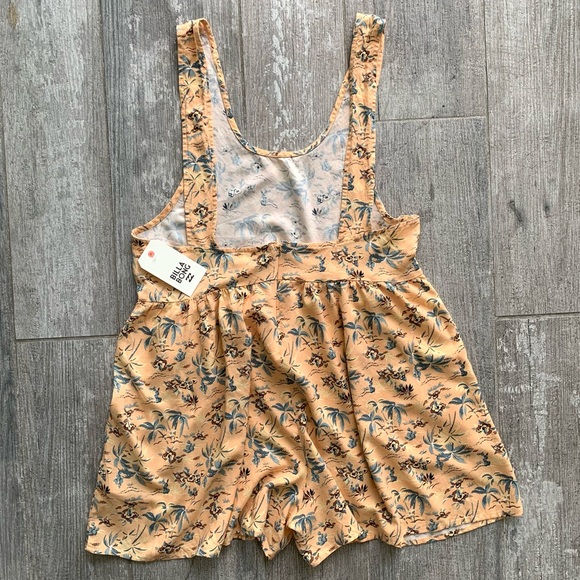 🔥🔥BILLABONG - CABO COCO ISLE PLAYSUIT🔥🔥 - Picture 8 of 8